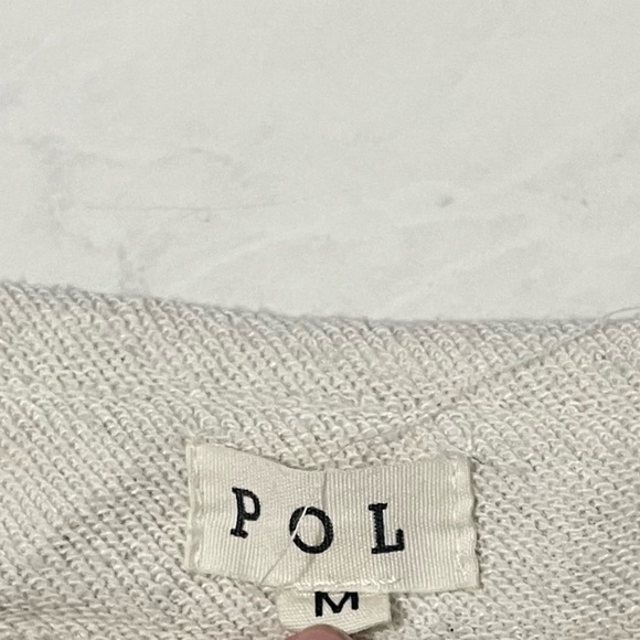 POL Light Gray Relaxed Fit Button Up Shacket Size Medium - Picture 4 of 6